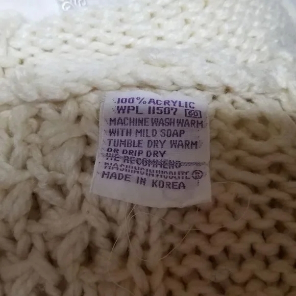 Vintage 1960s Cream Fair Isle Chunky Popcorn Wood Button Hooded Sweater Cardigan - Picture 10 of 12